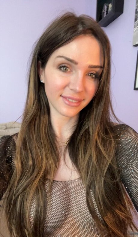 Sarah Hills pornstar adult galleries