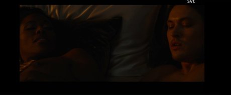 DeWanda Wise sexy model pic