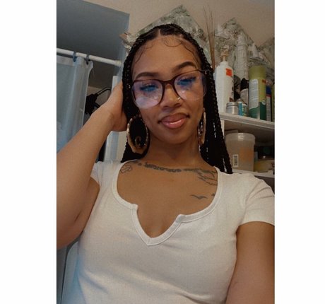 Cynthia Rose high quality actress photo