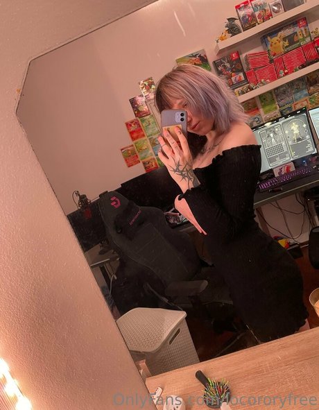 locororyfree hot star picture