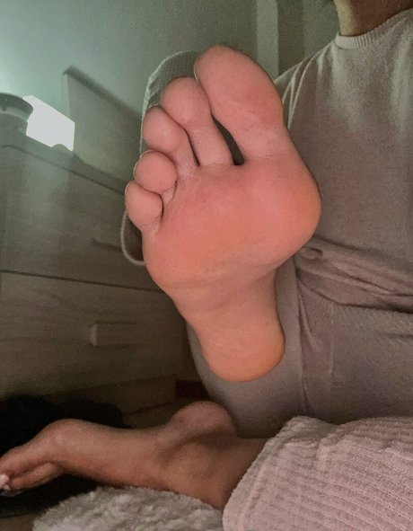 clomaj xxx model gallery