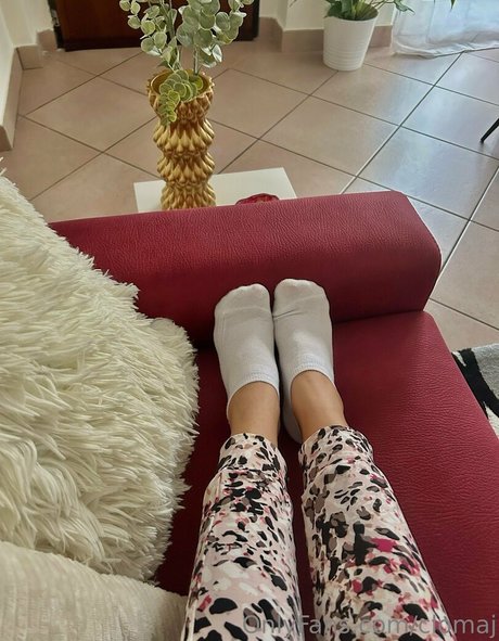 clomaj sexy actress image