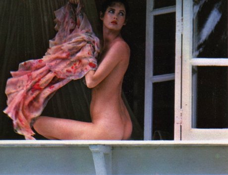 Dayle Haddon model hot pic