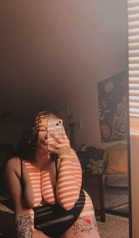 sweetnoodz model art photos