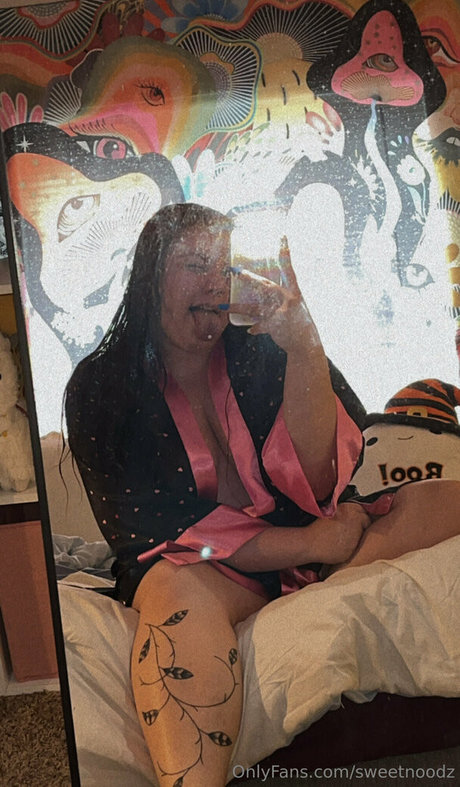 sweetnoodz Profile pic