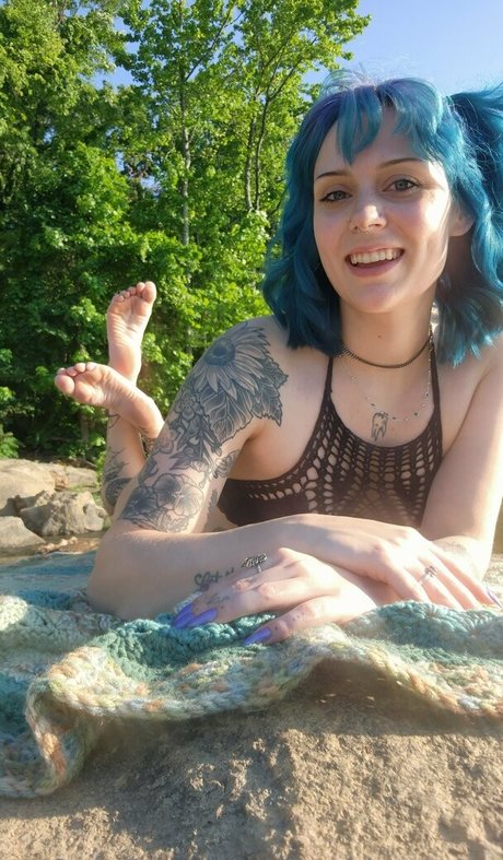 mythicmaggs model exclusive photo