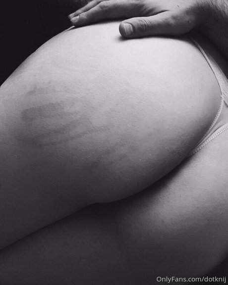 dotknij star nudes galleries