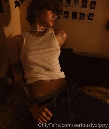 seriouslyzippy pornographic model archive