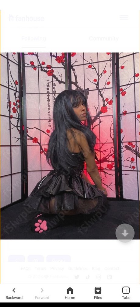 Moonkiller17 erotic model photos