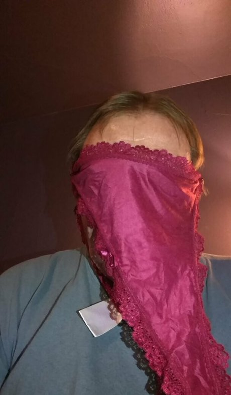 fall4angelic model adult pic