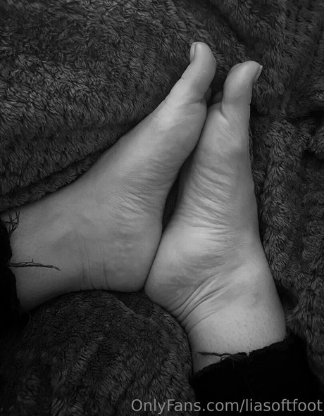 liasoftfoot naked star galleries