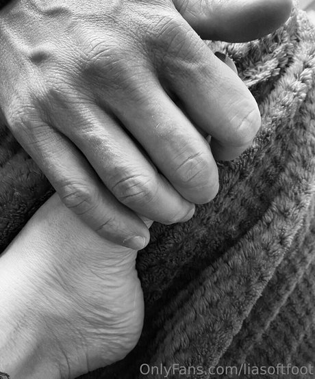 liasoftfoot xxx pornstar archive