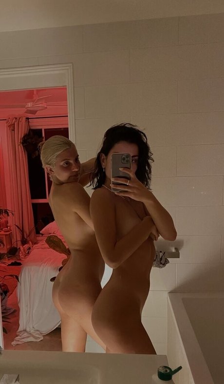 perrsiia_ top model photo