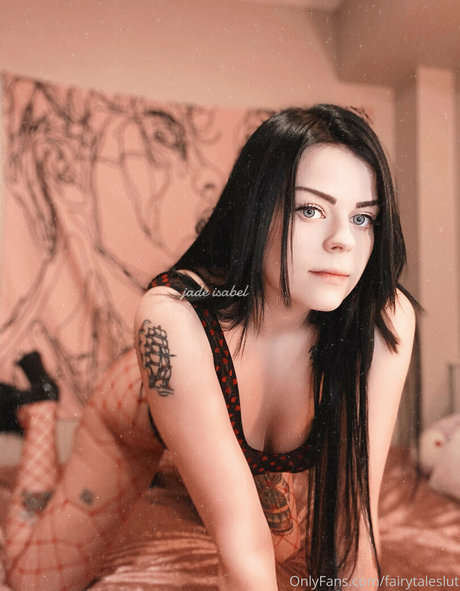 ravebbyjade model nude archive