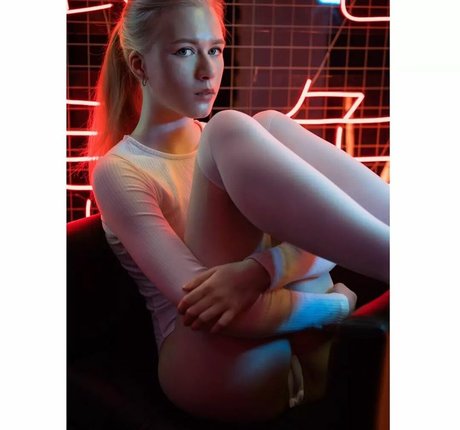 Nastya Sukhova adult star galleries