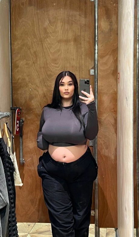 ndn marie naked model pic