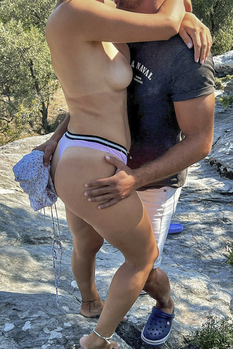 Dila Hanm exclusive model img