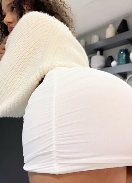 Nyymonet_ pornstar exclusive photo