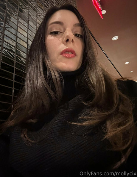 MollyCixx pornstar hd photo