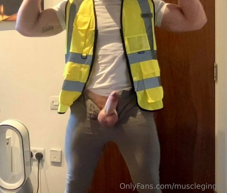 muscleginger pretty pornstar archive