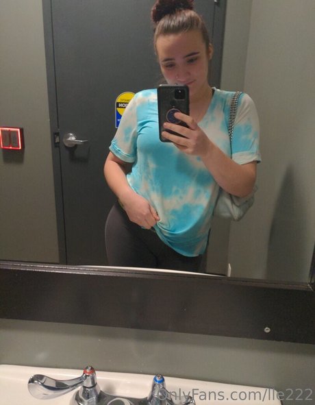 lle222 star exclusive picture