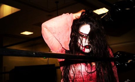 Su Yung naked star pics