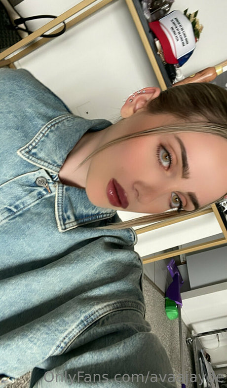 avaajayde pornstar exclusive pic
