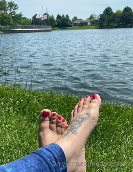 adoremetoo model hot img