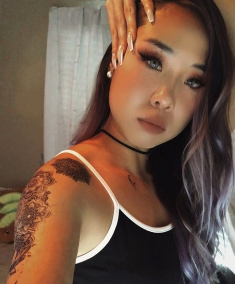 Floskeee pornstar adult galleries