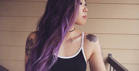 Floskeee model sex pic