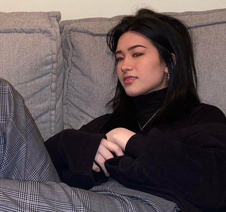 Kashaimi pornstar image