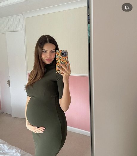 Abigail Day star exclusive galleries