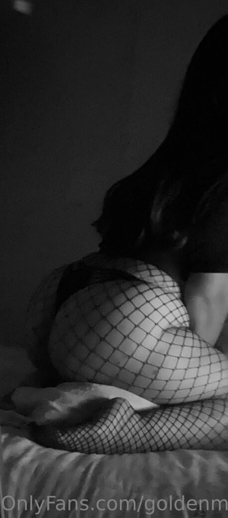 goldenm33 nude pornstar photo