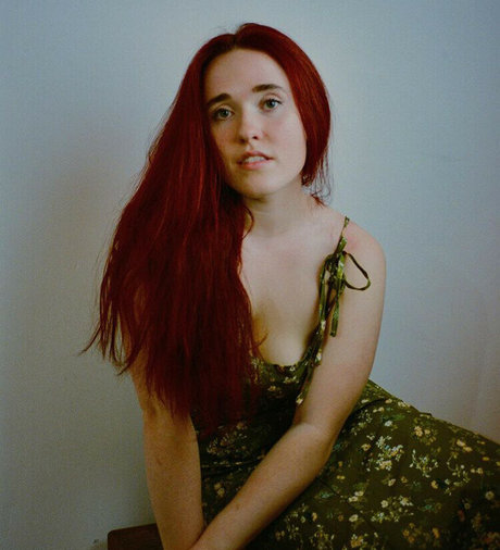 Bailey Grey model high quality pictures