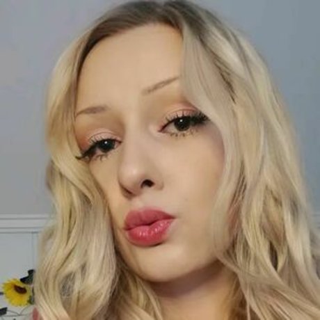 EvaBreem sexy pornstar pic