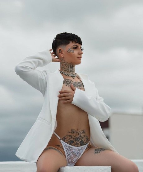 Nadypxt pornstar sex pic