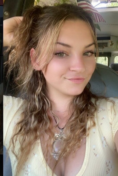 Stoneyybabe420 model perfect image