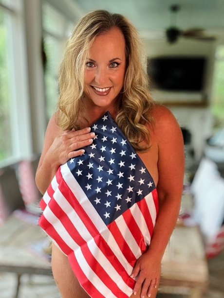 missbehavinxoxo sexy star pics