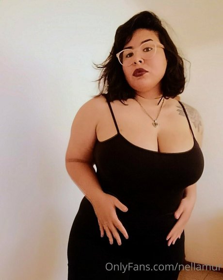 nellamur sexy actress pic