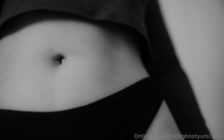 xBigBootyUnicornX exclusive pornstar pic