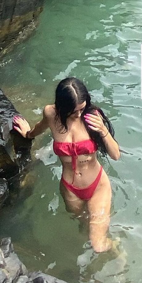 Badgirljayde hot star img