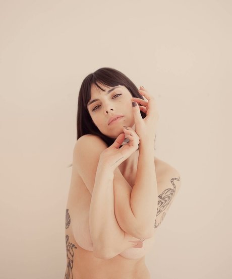 Ana Carolina Prado pornographic model galleries