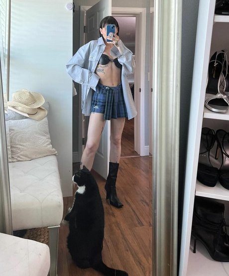 Lilith Czar exclusive actress img