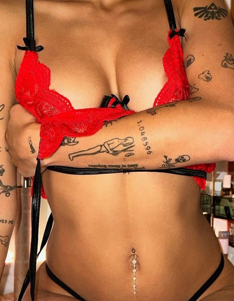 Noor Dabash pornstar high quality img