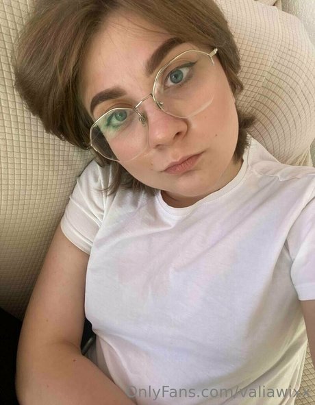 valiawixx perfect star pic