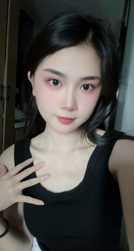 kbhvhxzc pornstar pretty photos