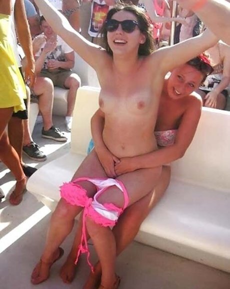 Fun In Clubs nudes pornstar image