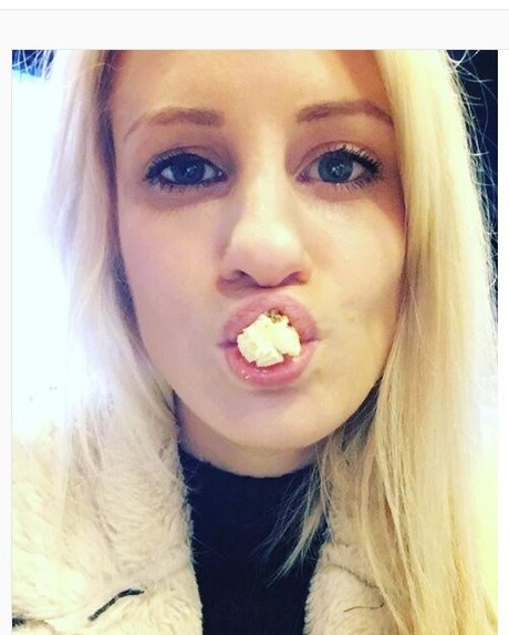 Missvemasters adult model pic