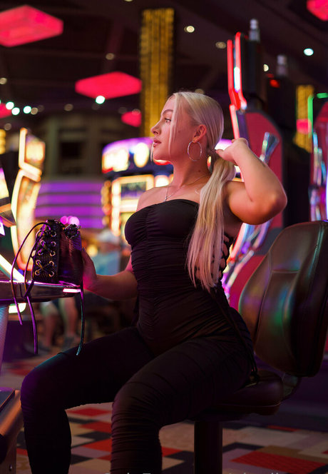 nchristin top actress picture