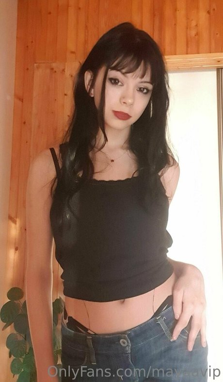 mayaavip xxx model pics